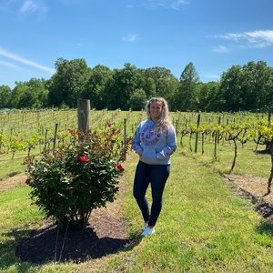 Meet your Posher, Casey